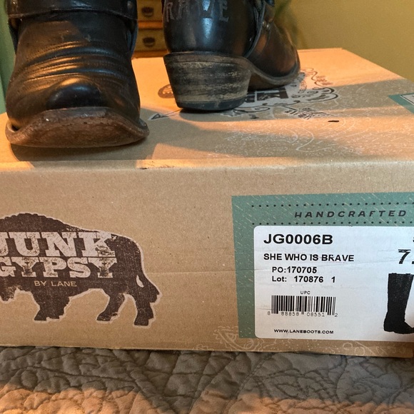 Junk Gypsy Boots by Lane size 7 - Picture 9 of 10